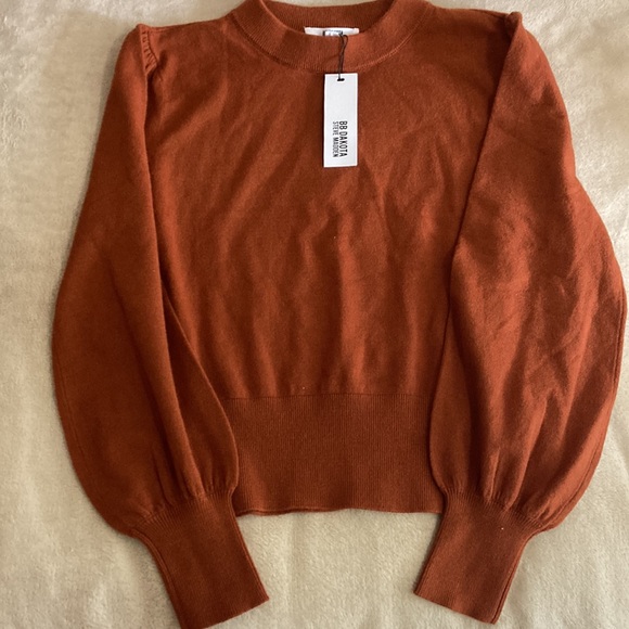 BB Dakota by Steve Madden Respectfully Yours burnt Caramel sweater size small - Picture 4 of 8